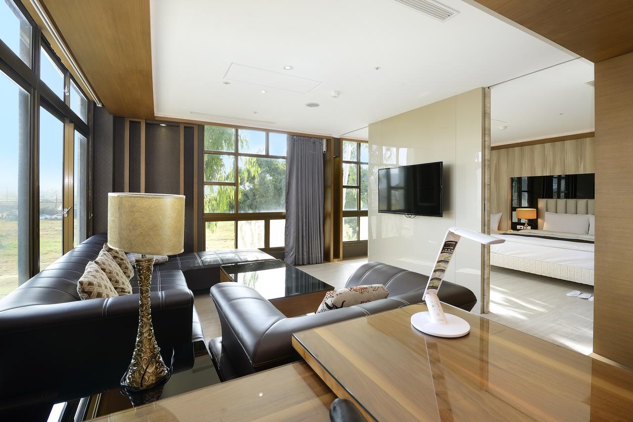 จินซา เลกไซด์ วิว รีสอร์ต Hotel Jinsha ภายนอก รูปภาพ