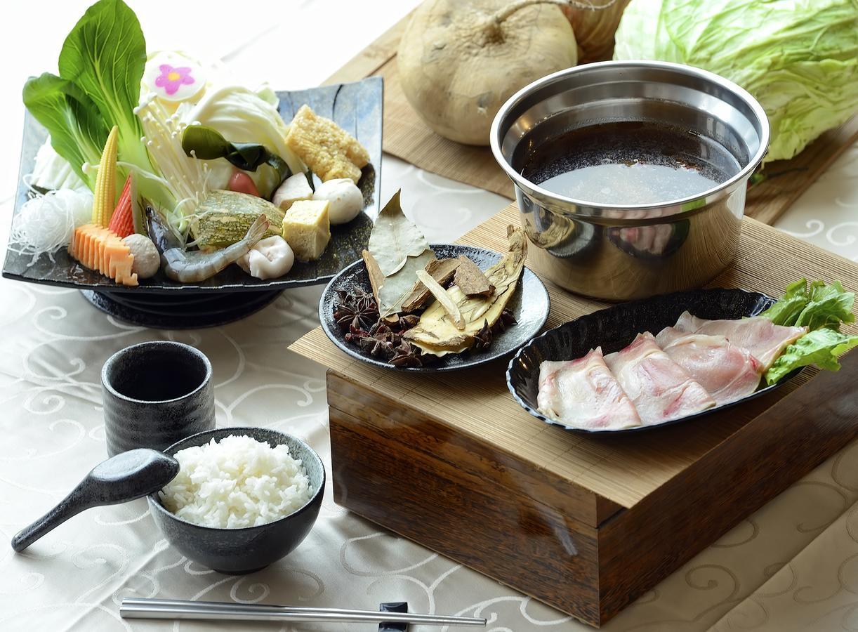 จินซา เลกไซด์ วิว รีสอร์ต Hotel Jinsha ภายนอก รูปภาพ